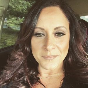 Meet your Posher, Daniela